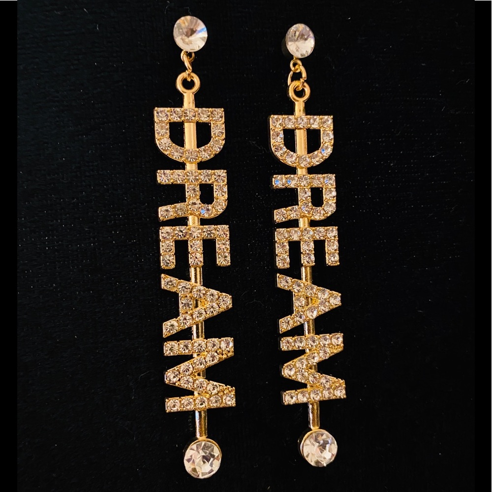 Winter Sale❄️ Dream Big Earrings